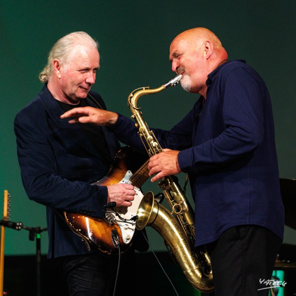 Deep relations between musicians